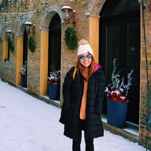 Meet your Posher, Abby